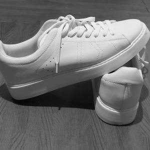 Zara  white shoes
